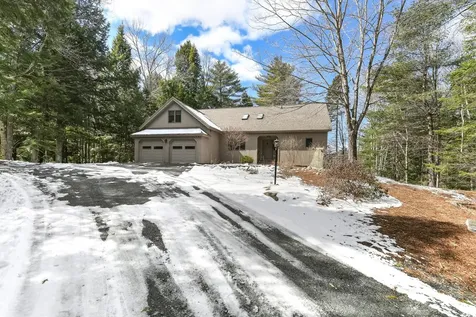 71 Greensward Drive Grantham NH 03753