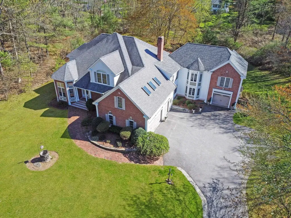 37 Brady Avenue Salem NH 03079