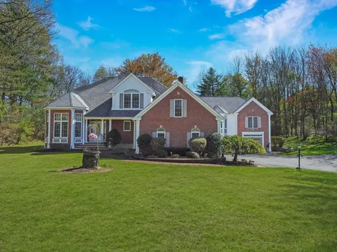 37 Brady Avenue Salem NH 03079