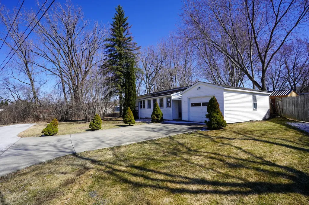 140 Huntley Avenue St. Albans Town VT 05478