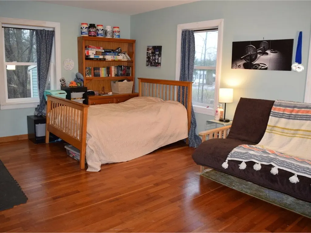 28 Red Cedar Lane Shelburne VT 05482