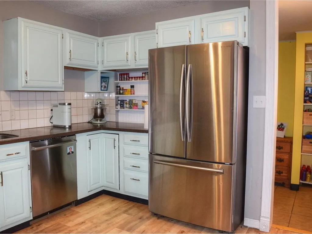 28 Red Cedar Lane Shelburne VT 05482