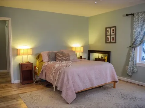 28 Red Cedar Lane Shelburne VT 05482