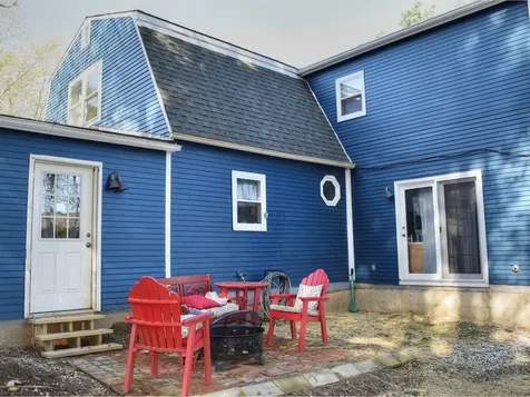 28 Red Cedar Lane Shelburne VT 05482