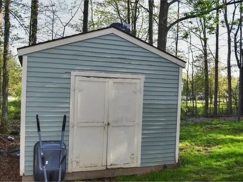 28 Red Cedar Lane Shelburne VT 05482