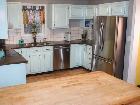 28 Red Cedar Lane Shelburne VT 05482