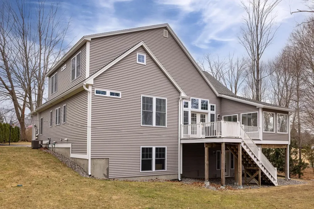 40 Sanderson Drive Portsmouth NH 03801