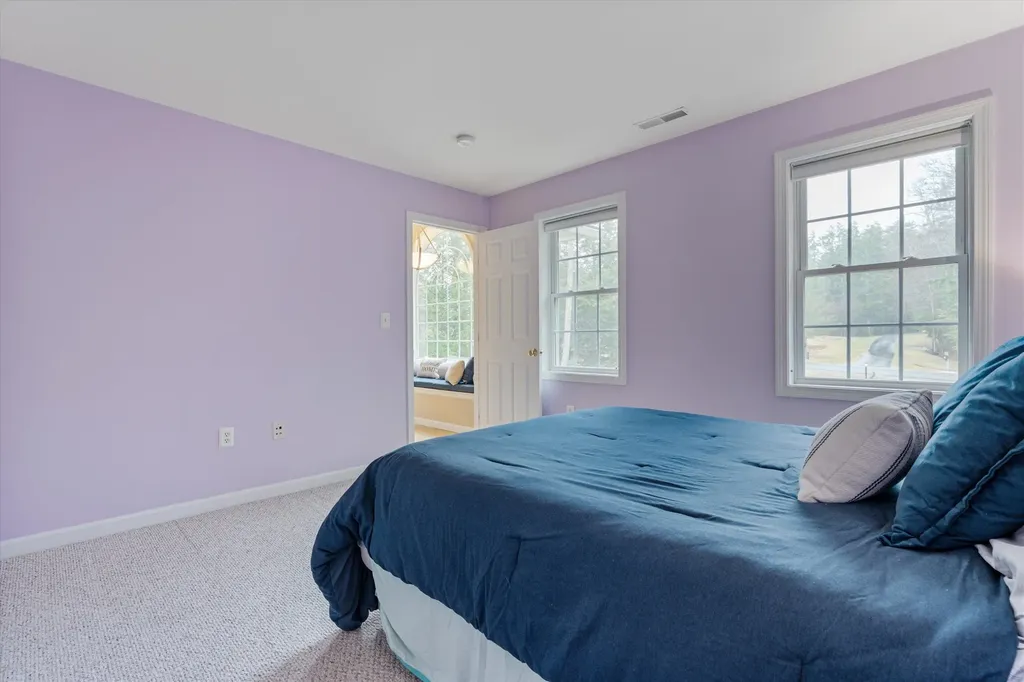 60 Mohawk Lane Brentwood NH 03833