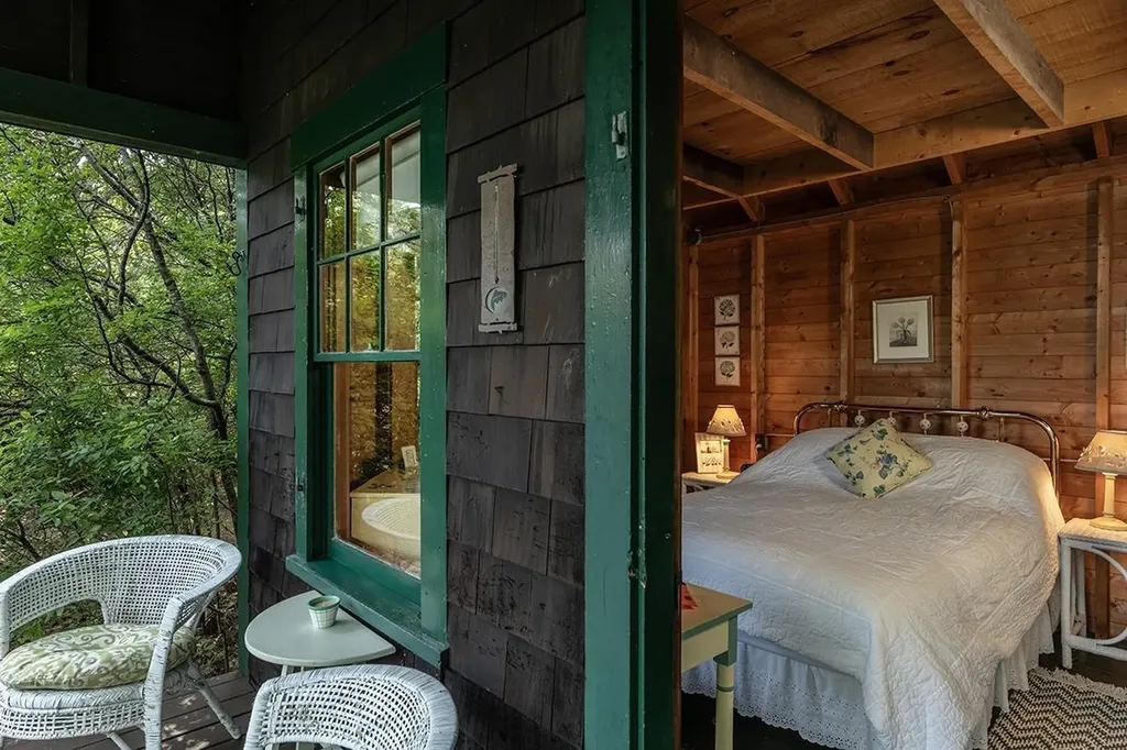 1 Little Beaver Island Meredith NH 03253