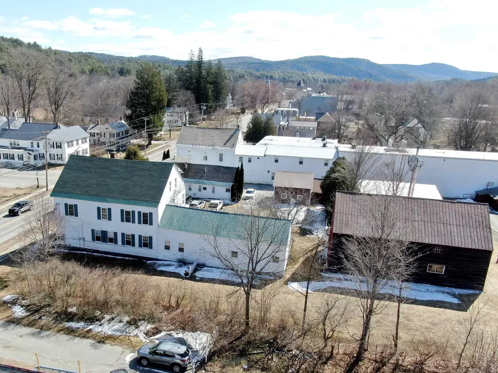 423 Main Street Chester VT 05142