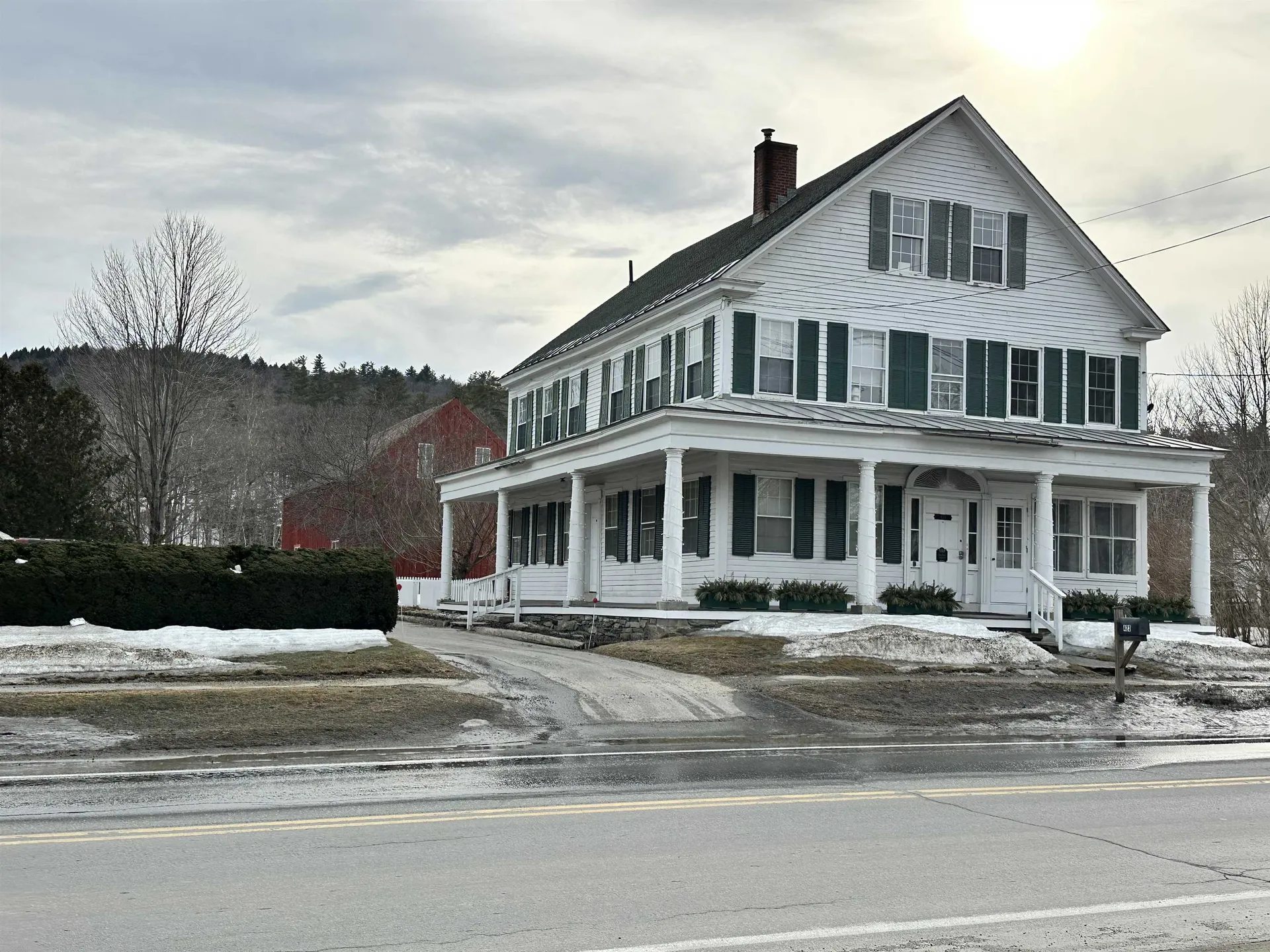 423 Main Street Chester VT 05142