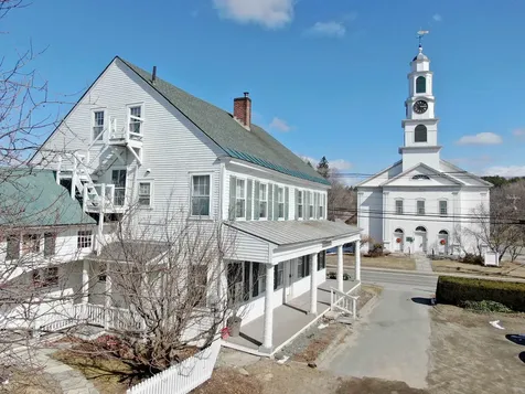 423 Main Street Chester VT 05142