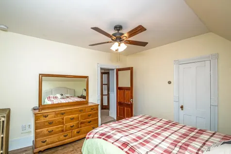 43 Courthouse Drive Guildhall VT 05906