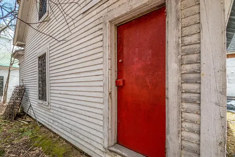 43 Courthouse Drive Guildhall VT 05906