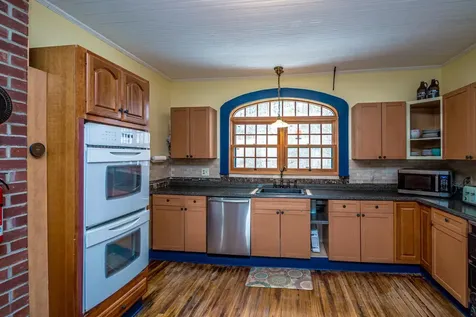 43 Courthouse Drive Guildhall VT 05906