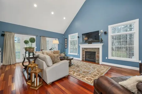37 Greenhaven Road Salem NH 03079