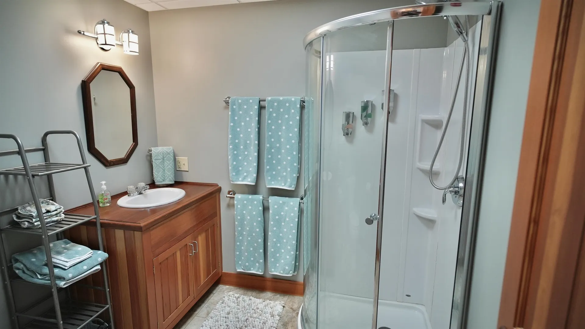 41 Glendale Place Gilford NH 03249