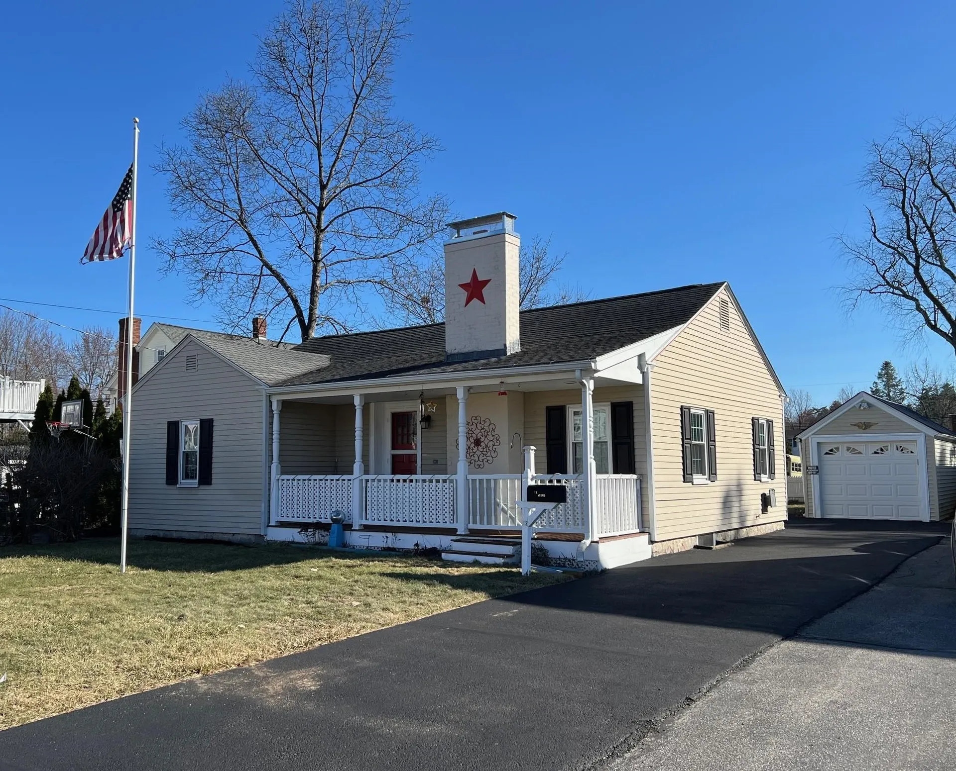 12 Allen Street Manchester NH 03102