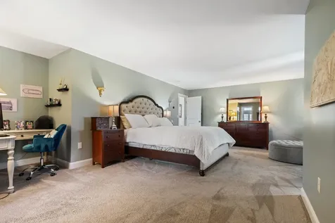 18 Nathan Road Windham NH 03087