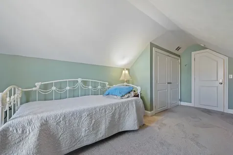 18 Nathan Road Windham NH 03087