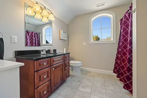 18 Nathan Road Windham NH 03087
