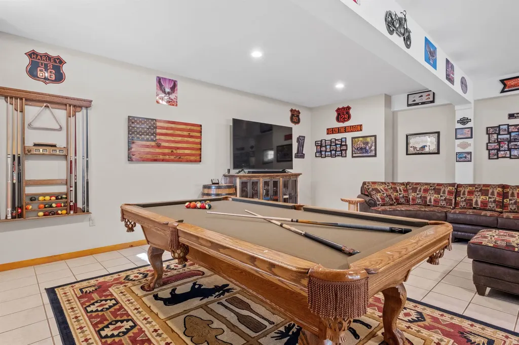 17 Kings Court Moultonborough NH 03254