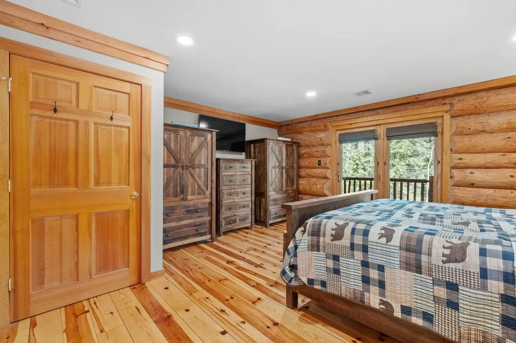 17 Kings Court Moultonborough NH 03254