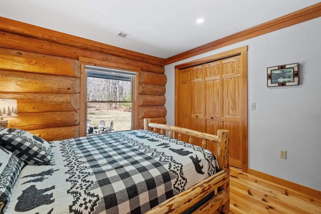 17 Kings Court Moultonborough NH 03254