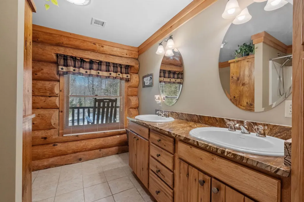 17 Kings Court Moultonborough NH 03254