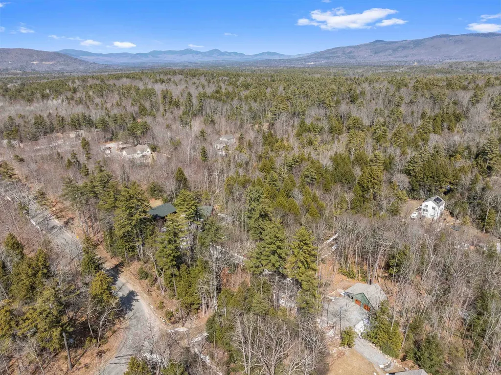 17 Kings Court Moultonborough NH 03254