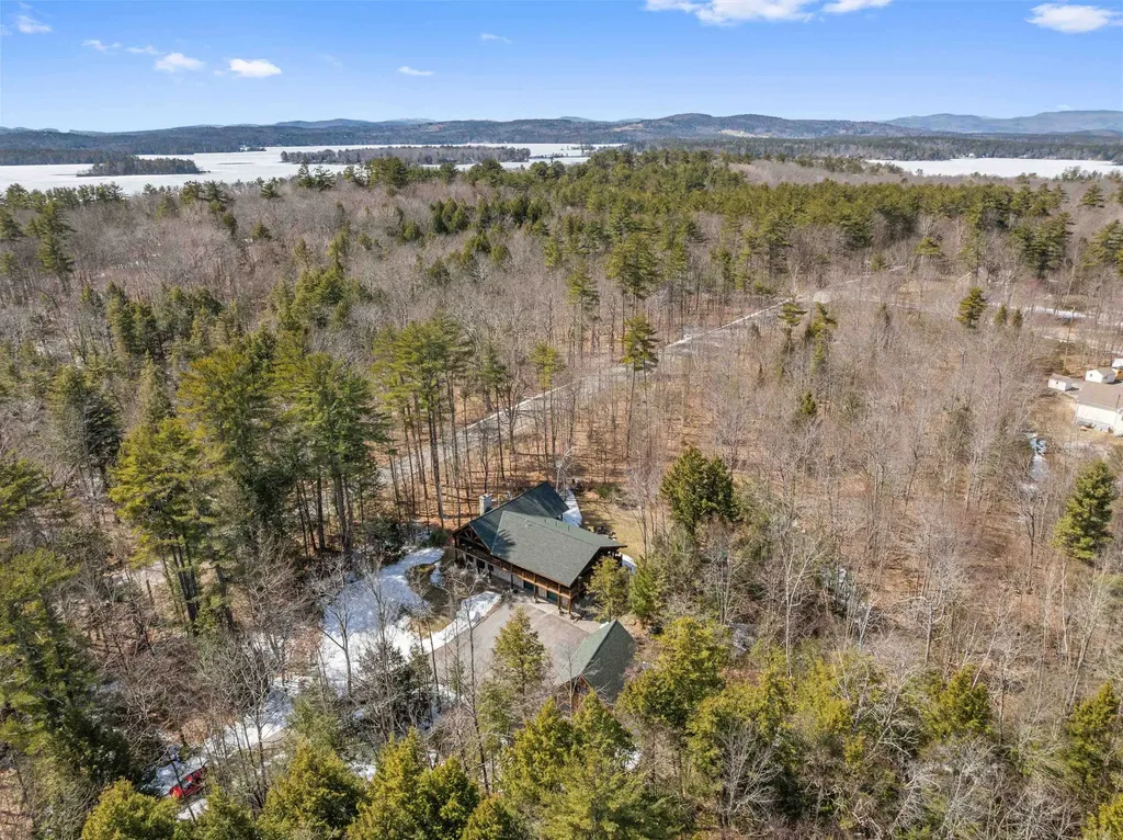 17 Kings Court Moultonborough NH 03254