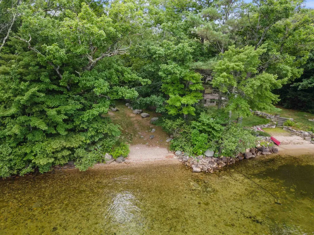 17 Kings Court Moultonborough NH 03254