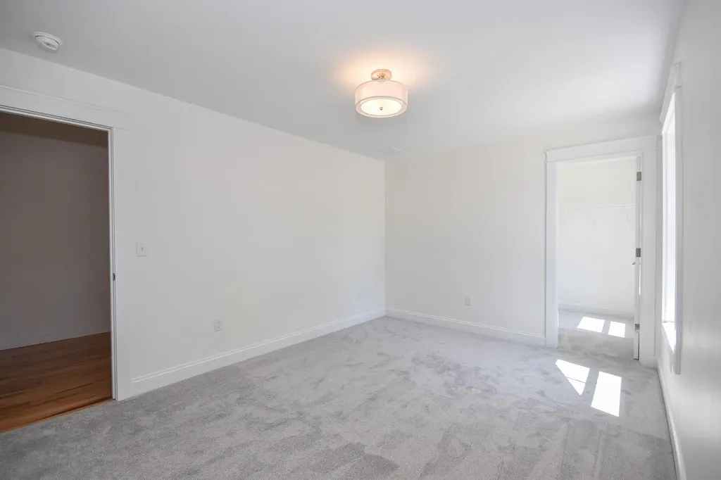 29 Foliage Drive Barrington NH 03825