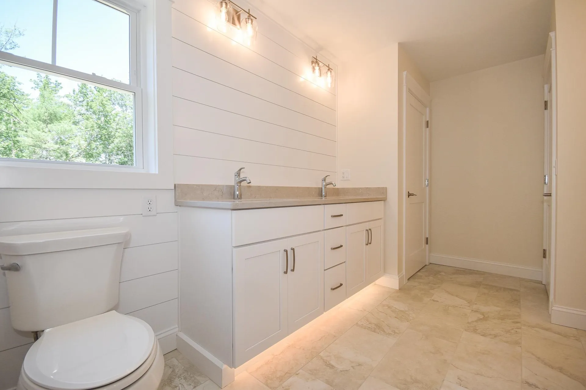 29 Foliage Drive Barrington NH 03825