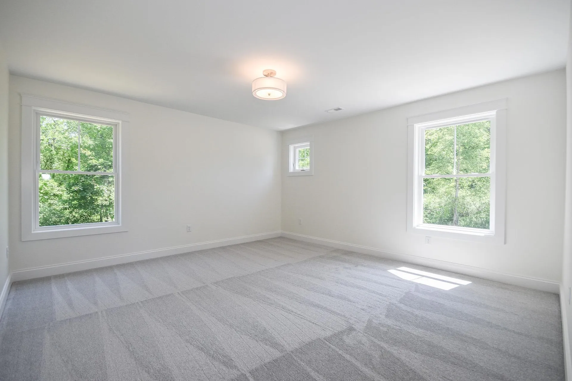 29 Foliage Drive Barrington NH 03825