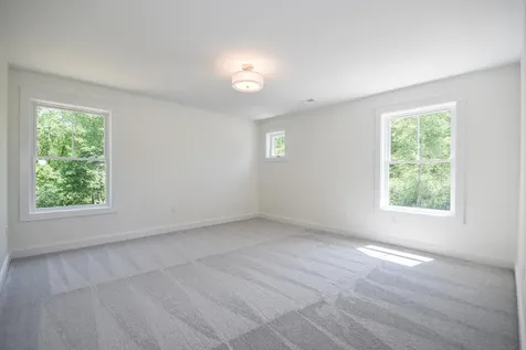 29 Foliage Drive Barrington NH 03825