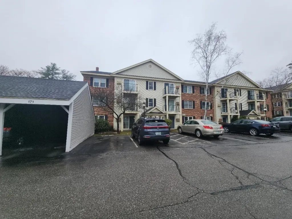 13 Northbrook Drive Manchester NH 03102
