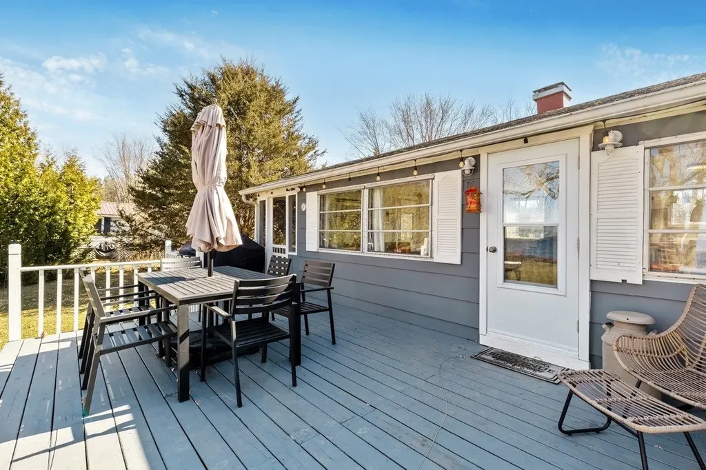 446 North Shore Road Isle La Motte VT 05463