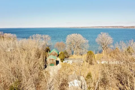 446 North Shore Road Isle La Motte VT 05463