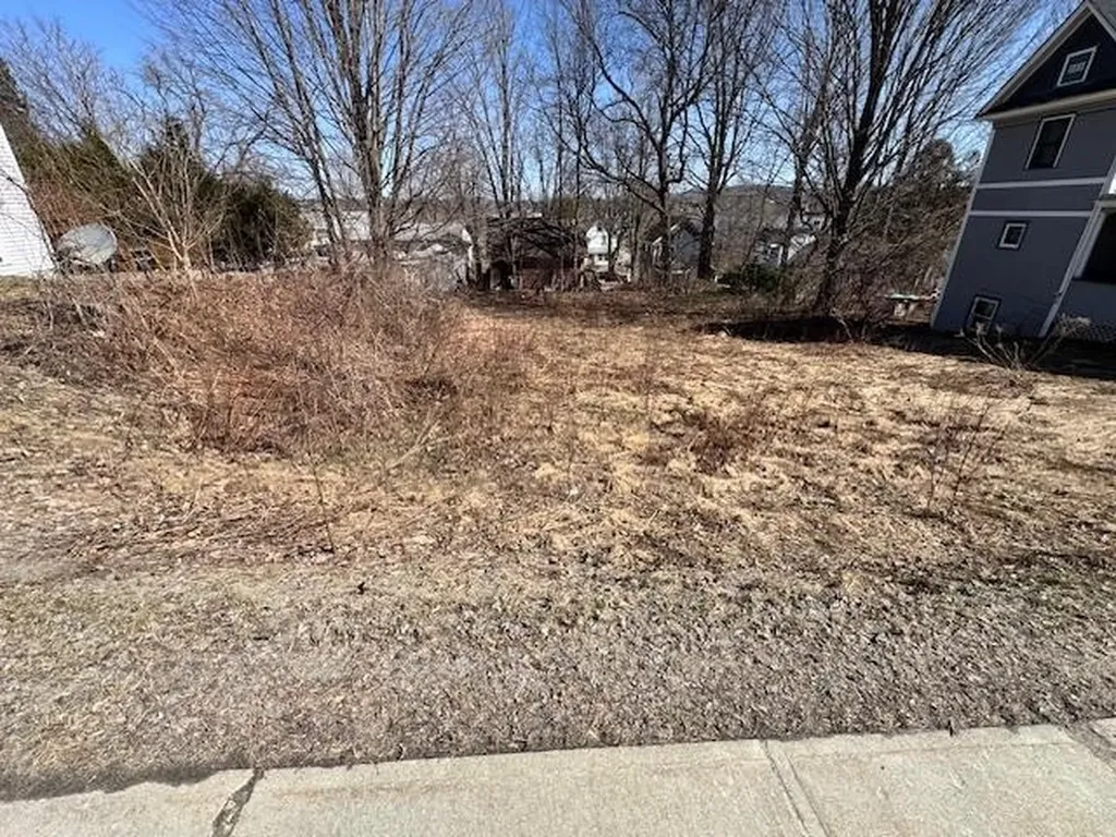 318 West Main Street Newport City VT 05855