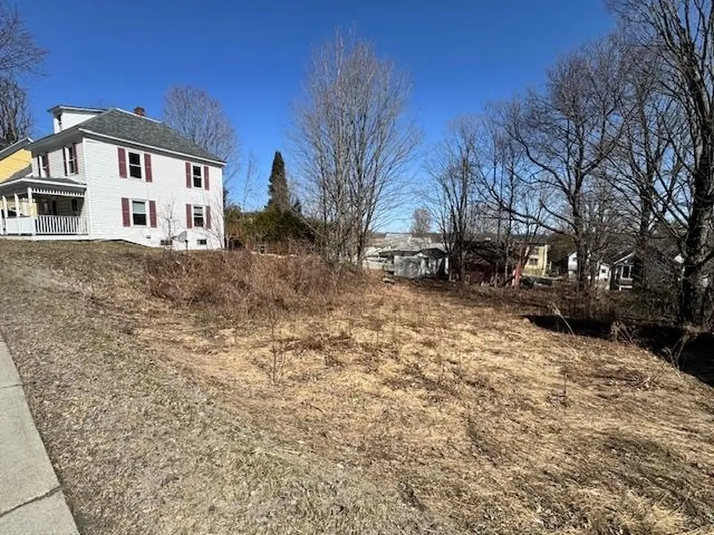 318 West Main Street Newport City VT 05855