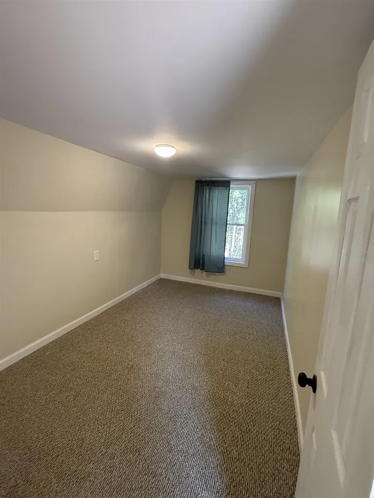 124 Three Mile Bridge Road Middlesex VT 05602-8611