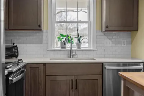 138 Partridge Hill Colchester VT 05446