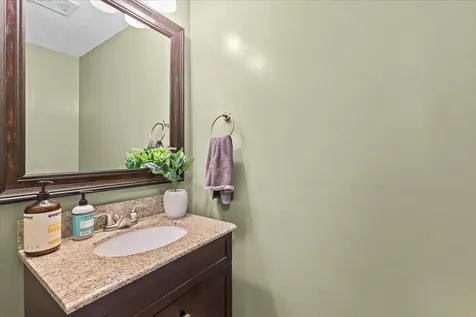 138 Partridge Hill Colchester VT 05446