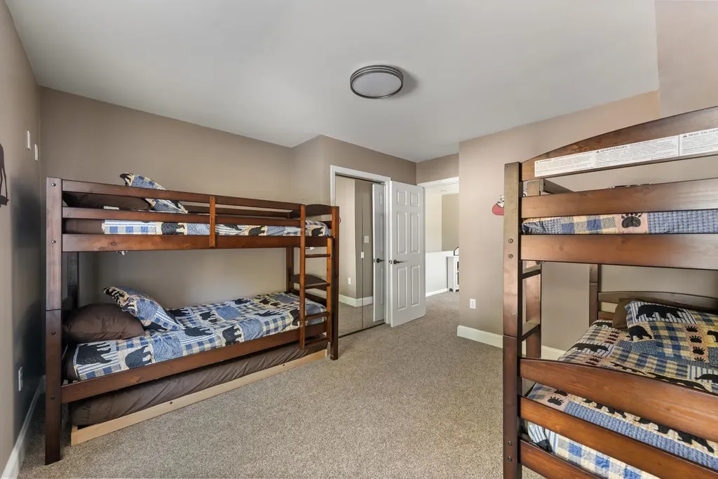 5 Wildwood Drive Campton NH 03223