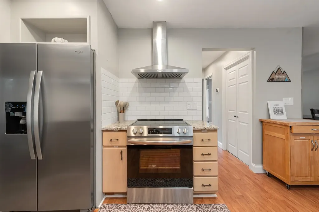 5 Wildwood Drive Campton NH 03223