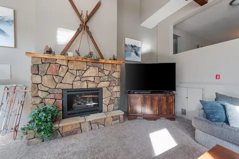 5 Wildwood Drive Campton NH 03223