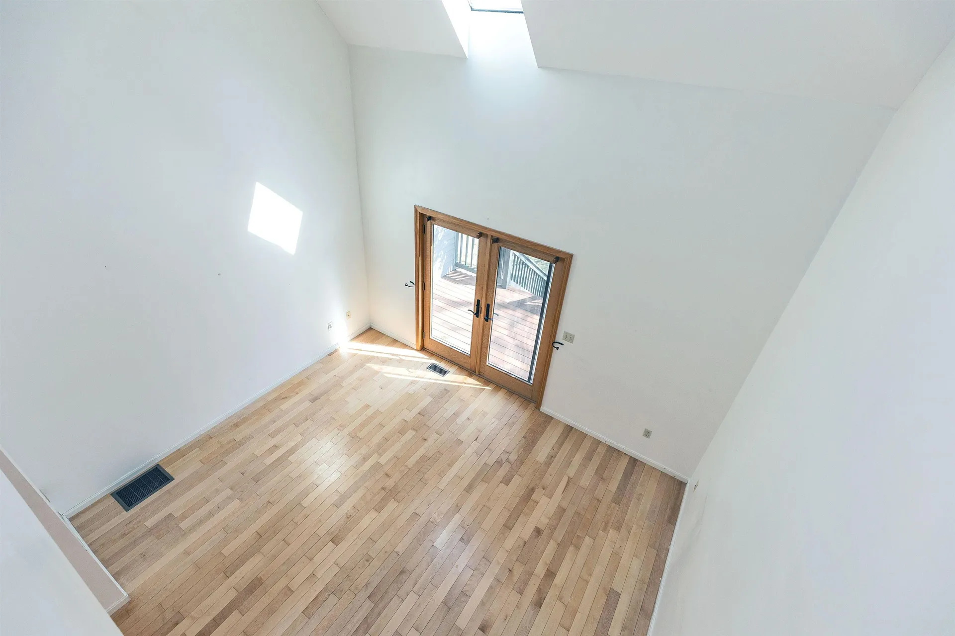 28 Montrose Drive Stratham NH 03885