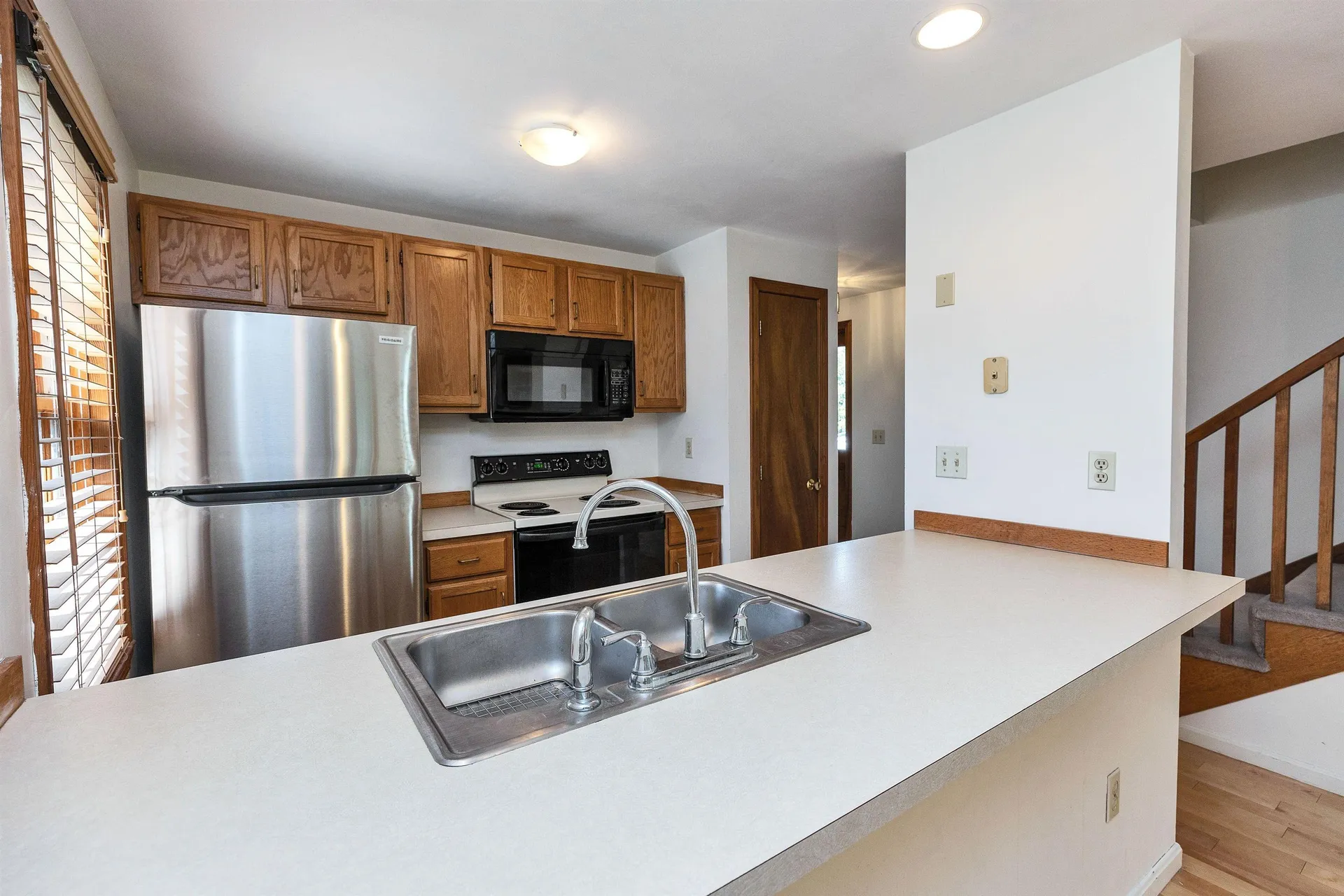 28 Montrose Drive Stratham NH 03885