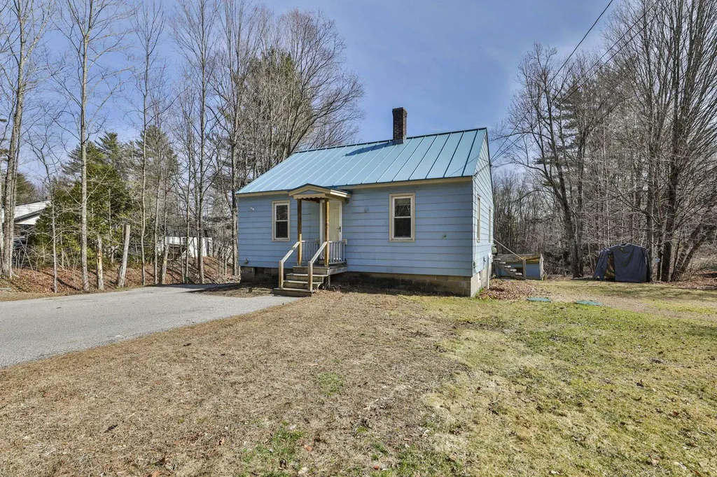 48 Base Hill Road Keene NH 03431